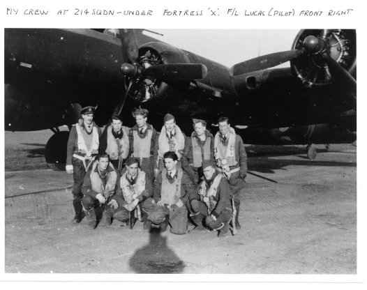 Flying Fortress II BU-X with Reg Jeffcock and crew